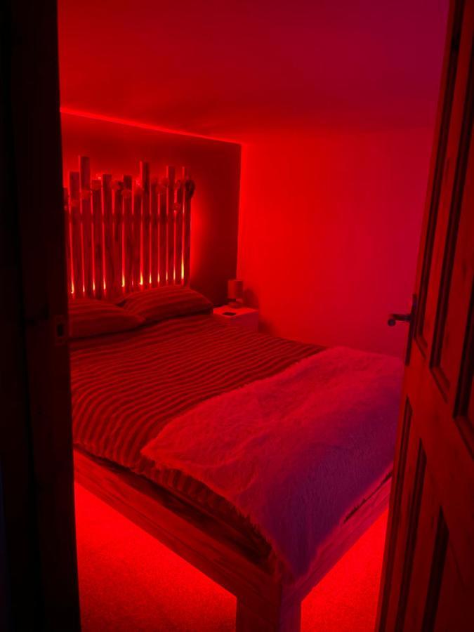 Bankhead Accommodation With Hot Tub In Aberdeenshire Gamrie Extérieur photo