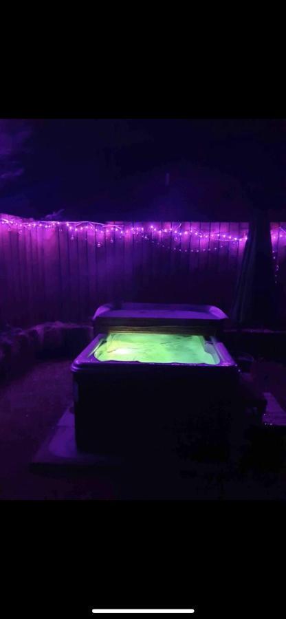 Bankhead Accommodation With Hot Tub In Aberdeenshire Gamrie Extérieur photo