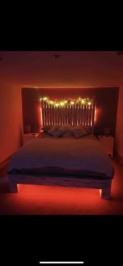 Bankhead Accommodation With Hot Tub In Aberdeenshire Gamrie Extérieur photo